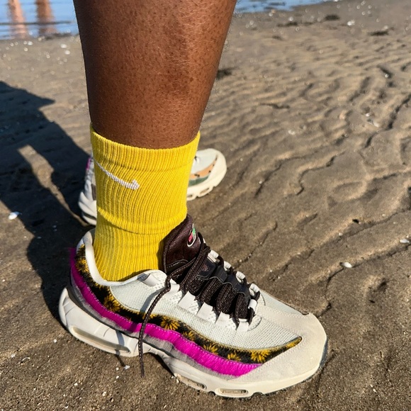 Air Max 95 Premium "Daisy Chain" - Picture 8 of 14